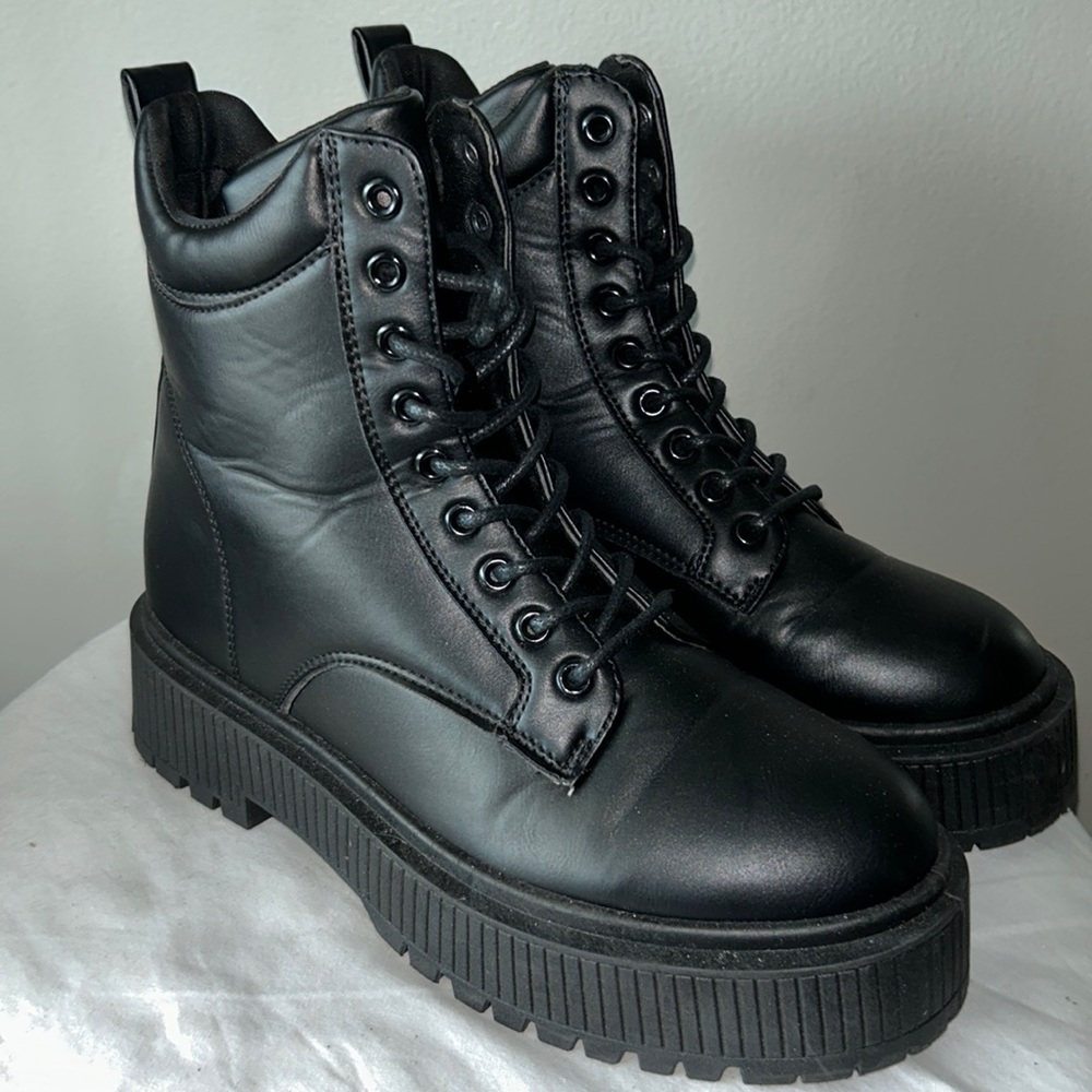 Charlotte Russe Black Chunky Platform Boots